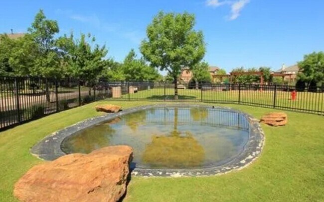 Building Photo - Beautiful 3 Bed and 2 bath house in Viridian Village