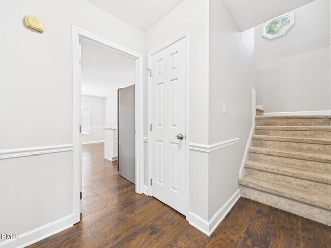 Building Photo - 3516 Casine Ct