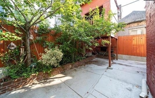 Building Photo - 207 Jewett Ave