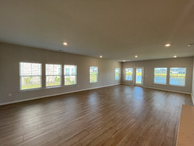 Building Photo - 5004 Del Corso St