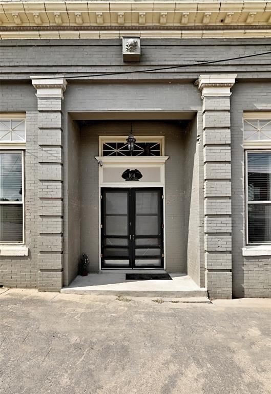 Building Photo - 104 Hoxie St