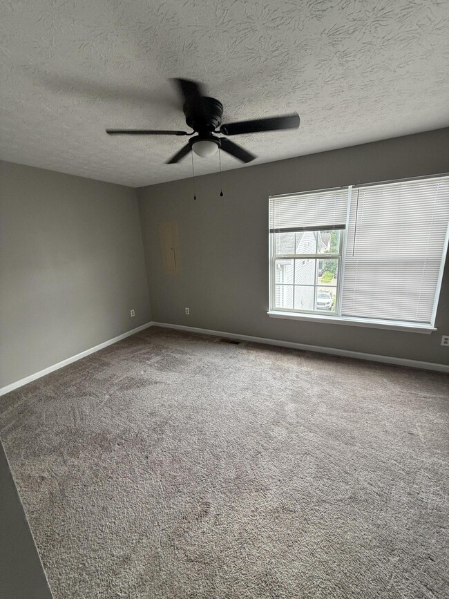 Building Photo - 244 Simba Way