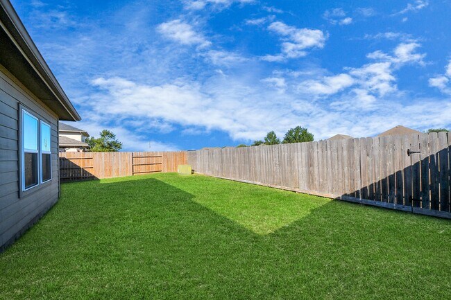 Building Photo - 18410 Avanta Cove Dr