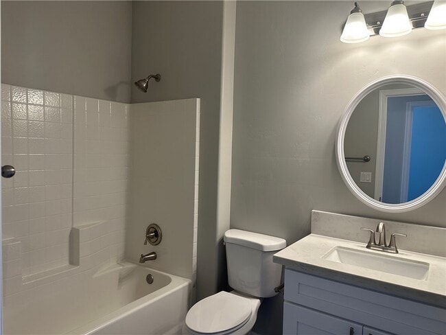 Building Photo - 1705 Talc Rd