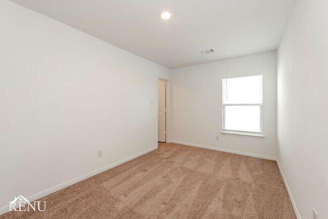 Building Photo - Coming Soon!