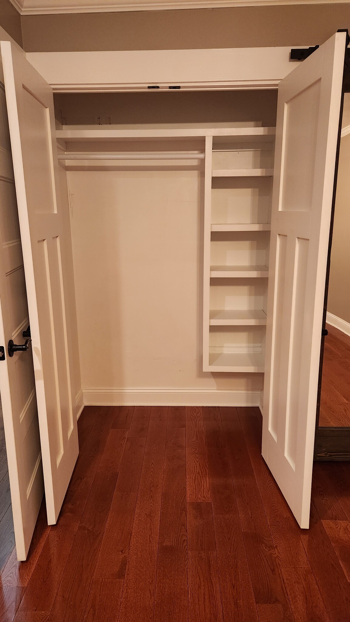 Closet 2, main bedroom - 5200 Hilltop Dr