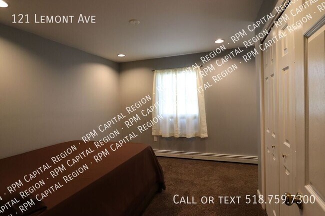 Building Photo - 121 Lemont Ave
