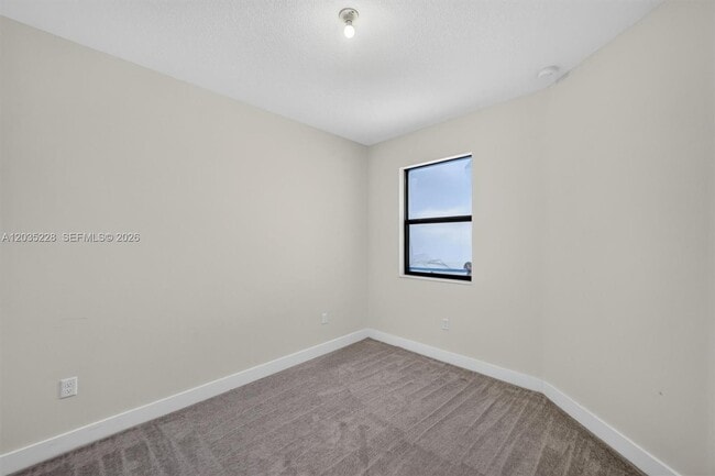 Building Photo - 15841 NW 91st Ct