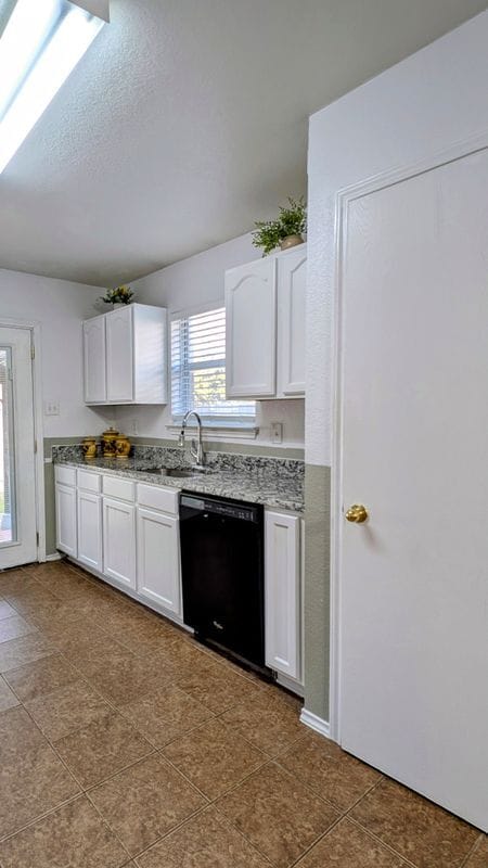 Building Photo - 10619 Shaenview