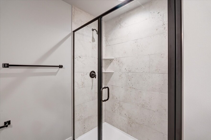 Building Photo - 4866 Suelo Rd