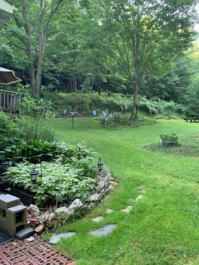 Building Photo - 1489 Brown's Chapel Rd