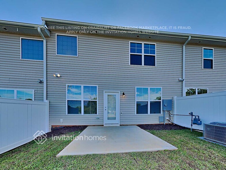 Building Photo - 105 Brody Way
