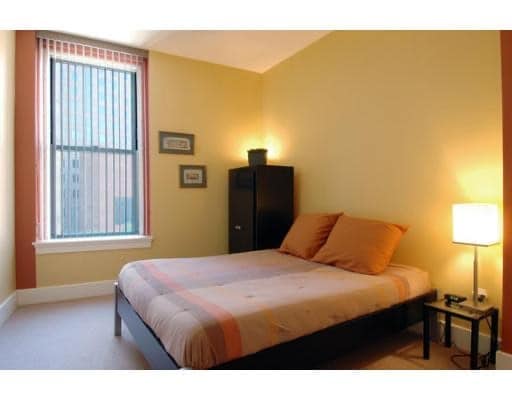 bedroom - 70 Lincoln St