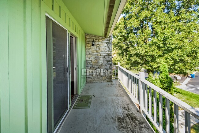 Building Photo - 5222 Nob Ln