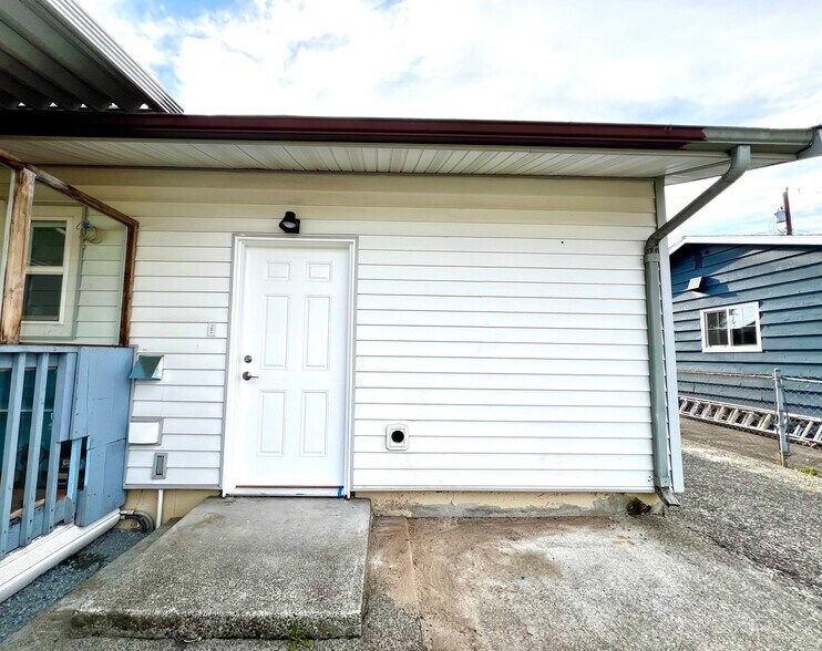 Building Photo - 25818 19th Ave S