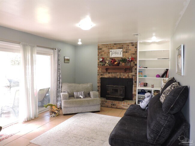 Building Photo - 435 Belle Chasse Dr