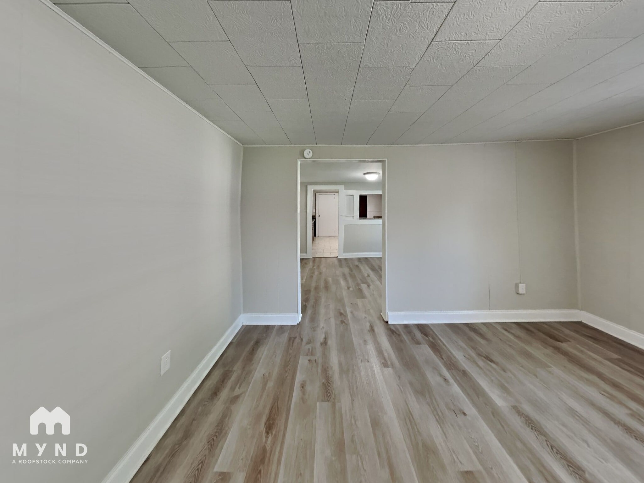 Building Photo - 4313 Kendall Ave