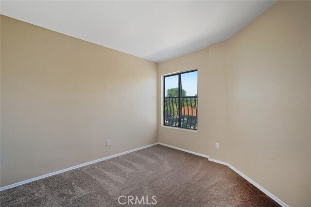 Building Photo - 325 Rainbow Terrace