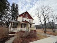 Building Photo - 105 Valentine Pl