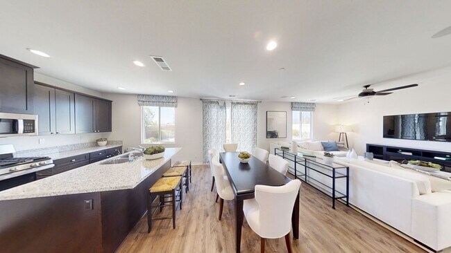 Building Photo - Beautiful 4 bed 3 bath home in Beaumont, Ca.