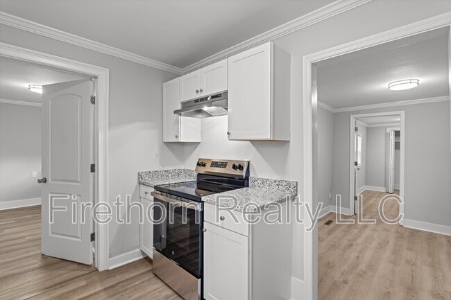 Building Photo - 413 Norris St