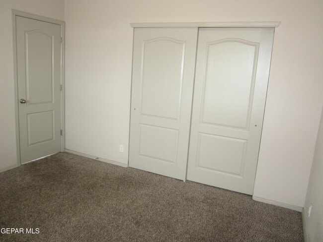 Building Photo - 323 Malta St