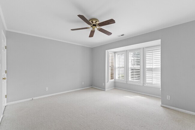 Building Photo - CONVENIENT AND AFFORDABLE