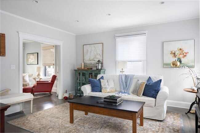 Building Photo - 96 Third St