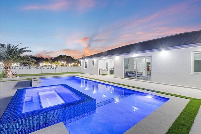 Building Photo - 13305 SW 190th Terrace