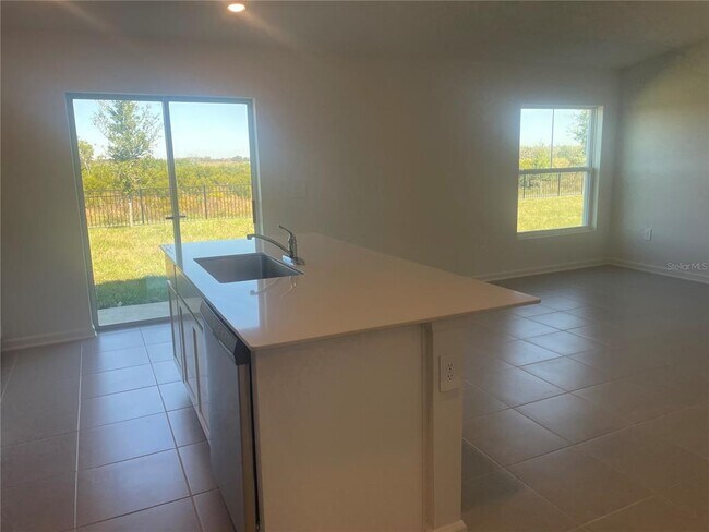 Building Photo - 3480 Chinotto Dr