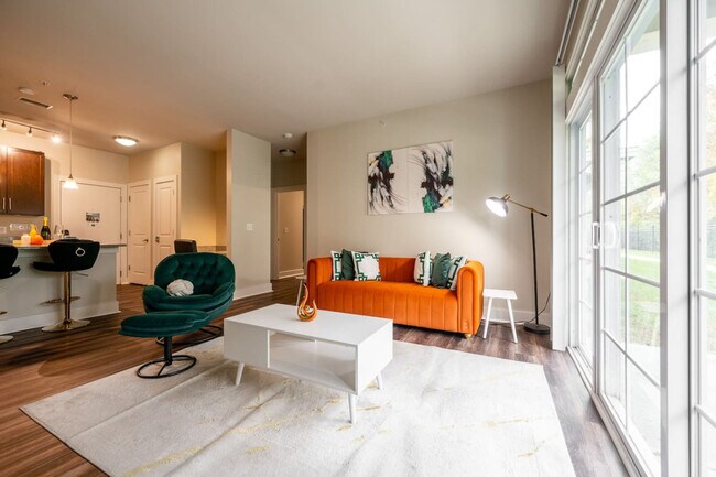 Building Photo - 7630 Solana Dr