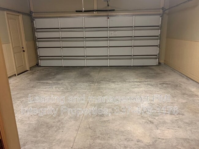 Building Photo - 330 Dunvegan Ct