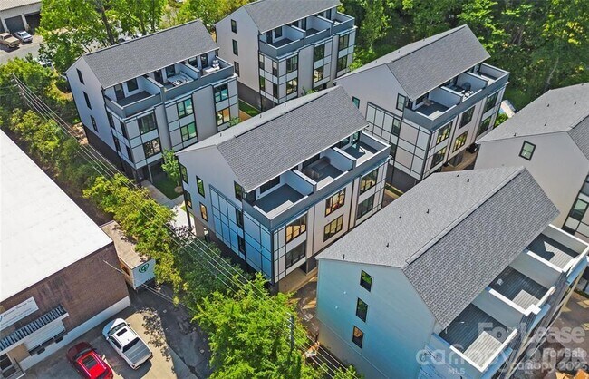 Building Photo - 4523 Radler Ct