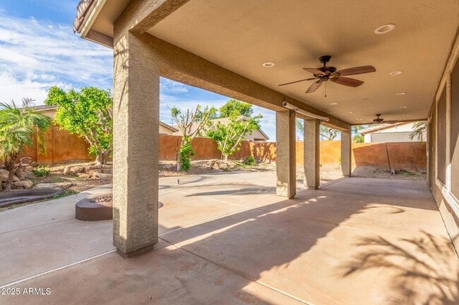 Building Photo - 2500 S Sunnyvale Ave