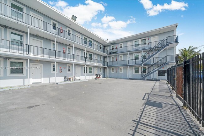 Building Photo - 1281 NW 61st St