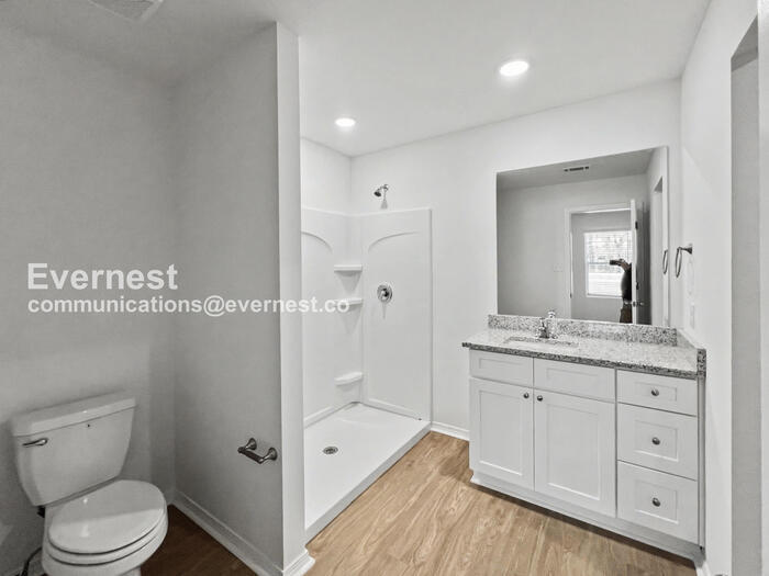 Building Photo - 440 Moonlight Cove