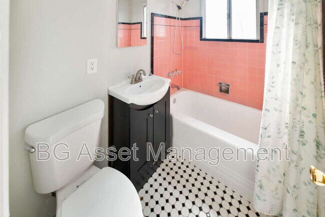 Building Photo - 1812 Rd 20