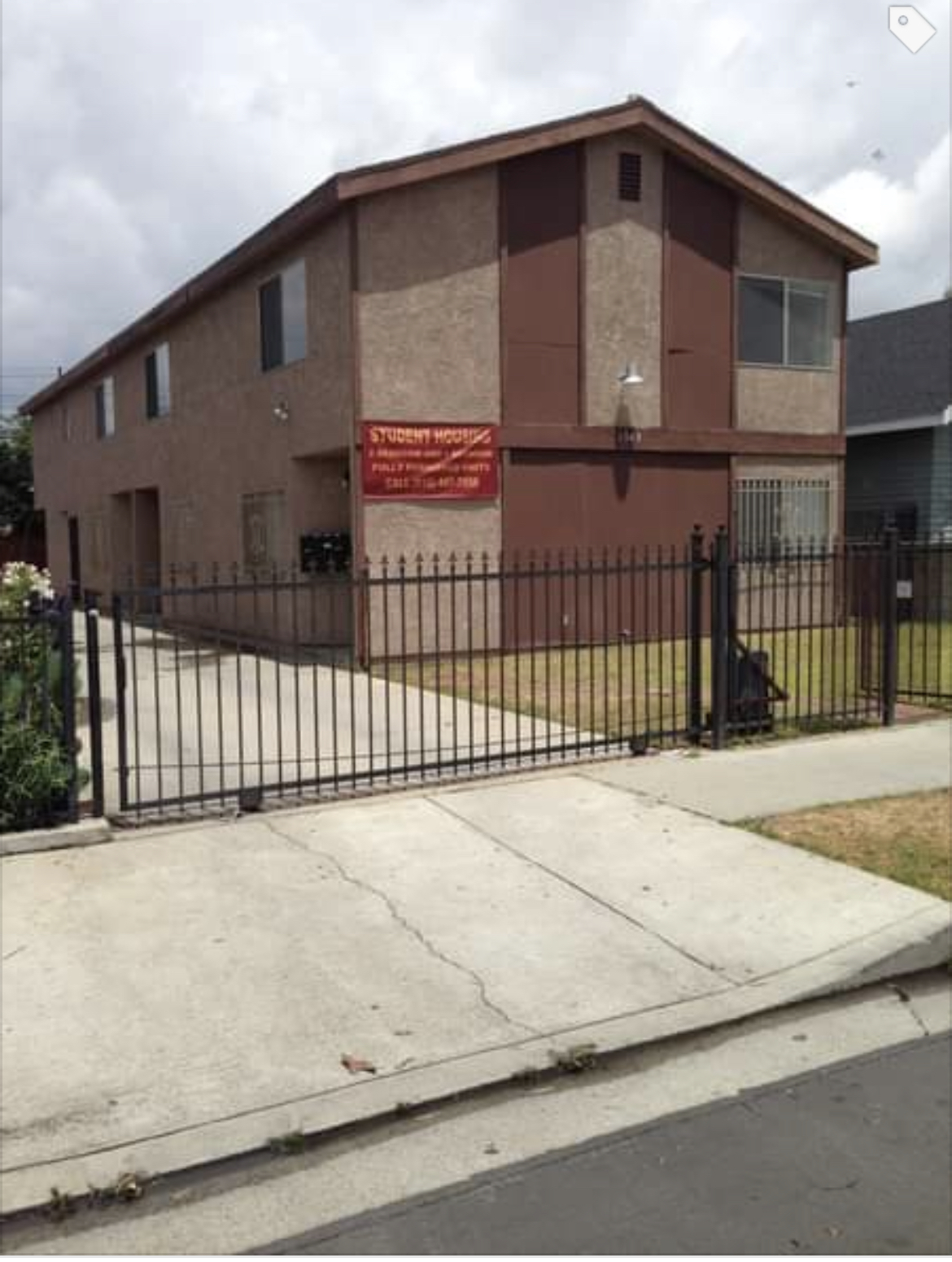 Building Photo - 1343 W 36th St