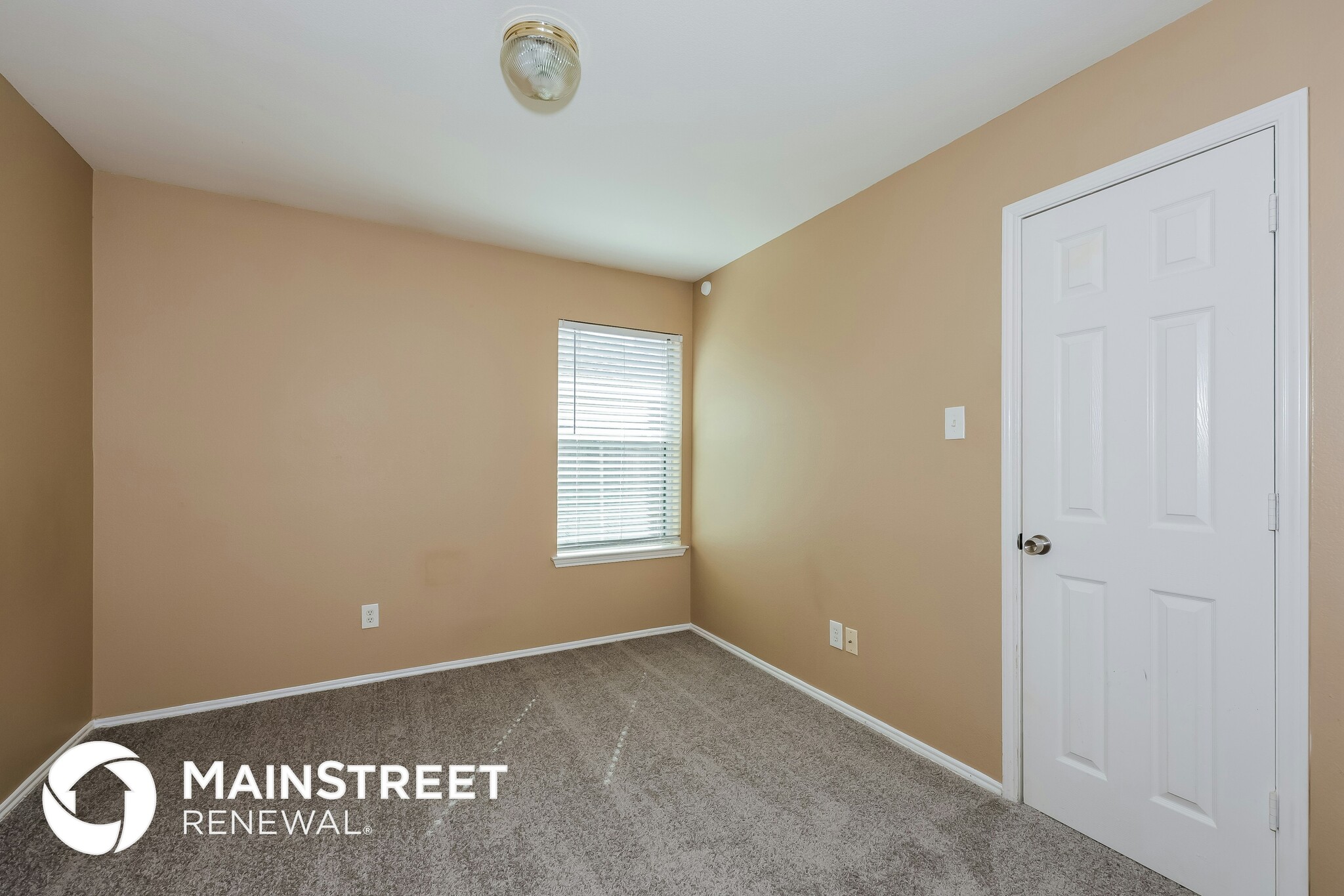Building Photo - 1244 Cleardale Dr
