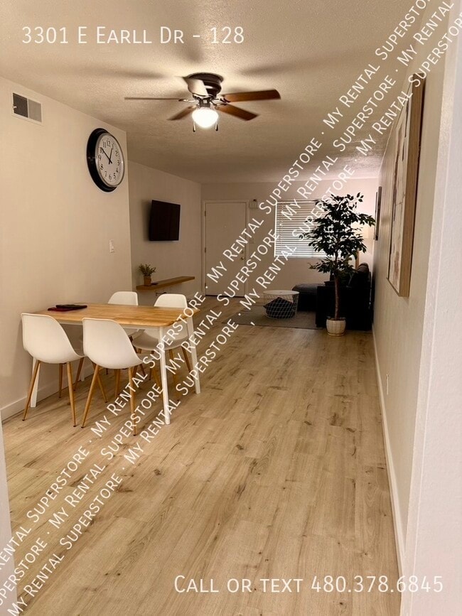 Building Photo - 3301 E Earll Dr