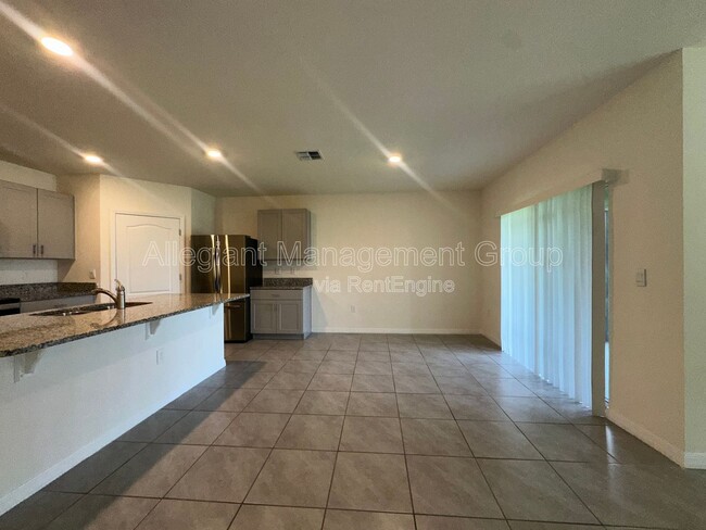 Building Photo - 1554 Oak Reserve Dr