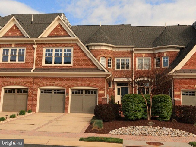 Building Photo - 43704 Burning Sands Terrace