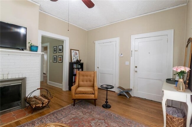 Building Photo - 1216 N Highland Ave NE