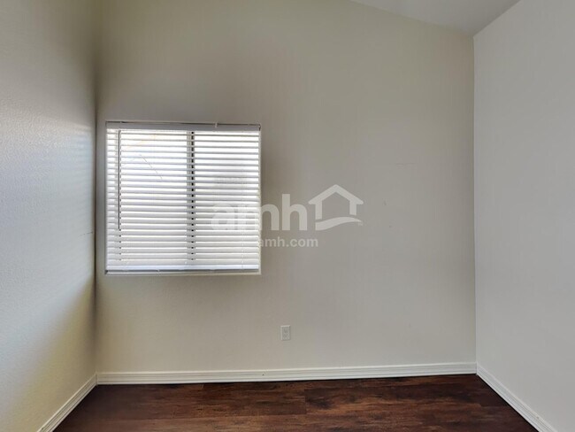 Building Photo - 2508 N 134th Ave