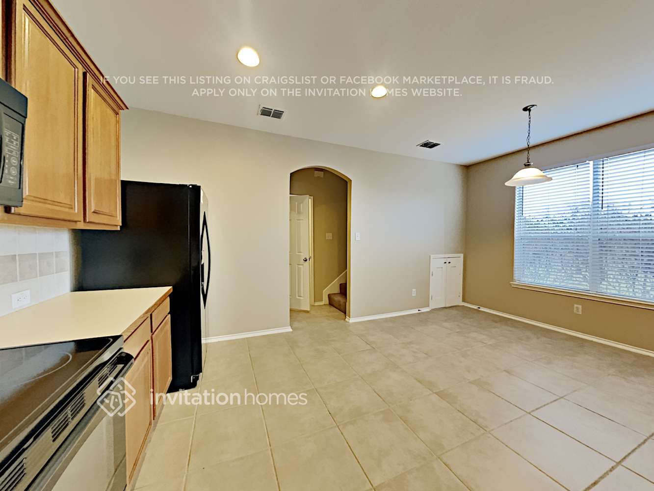 Building Photo - 1116 Sweetwater Dr