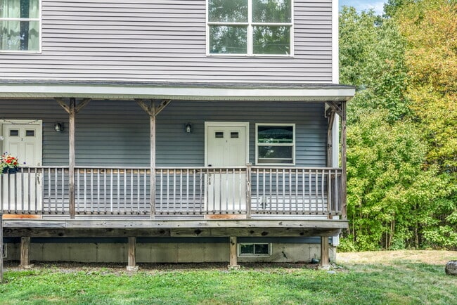 Building Photo - 114 Cove Rd