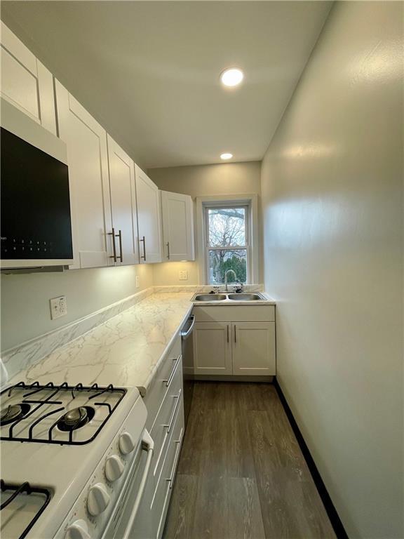 Building Photo - 26 Norris Ave