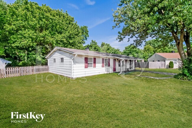 Building Photo - 4315 Standish Dr