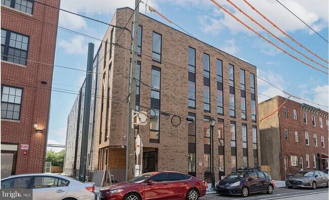 Building Photo - 3037 Richmond St