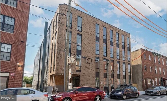 Building Photo - 337 Richmond St